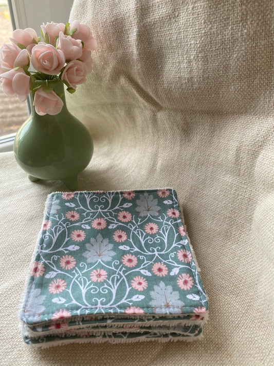 lot-lingettes-demaquillantes-lavables-fleurs-vert-sauge